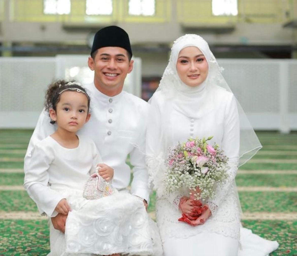 Tahniah! Fizo kini bergelar suami Fazeera.