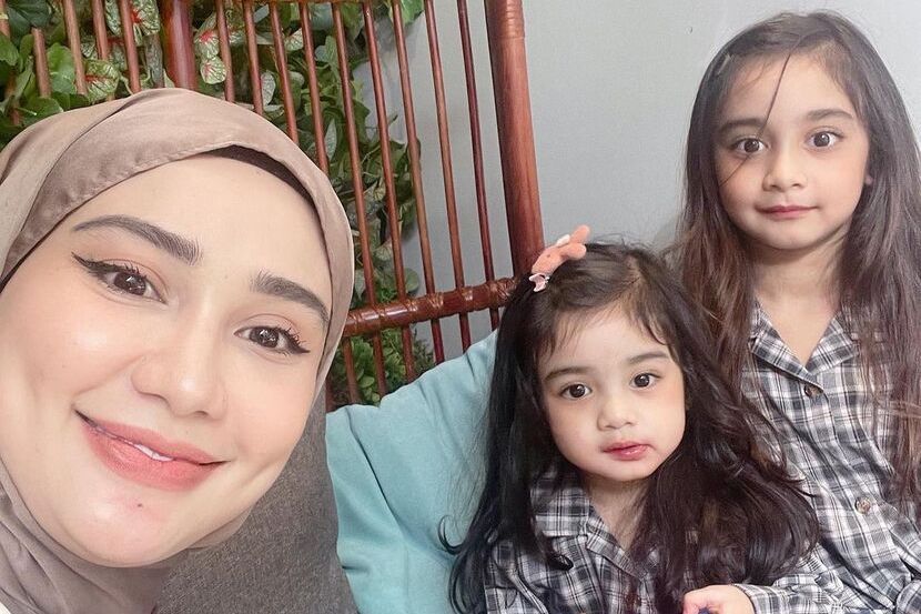 Wawa percaya pada bakat Hayla (kanan)