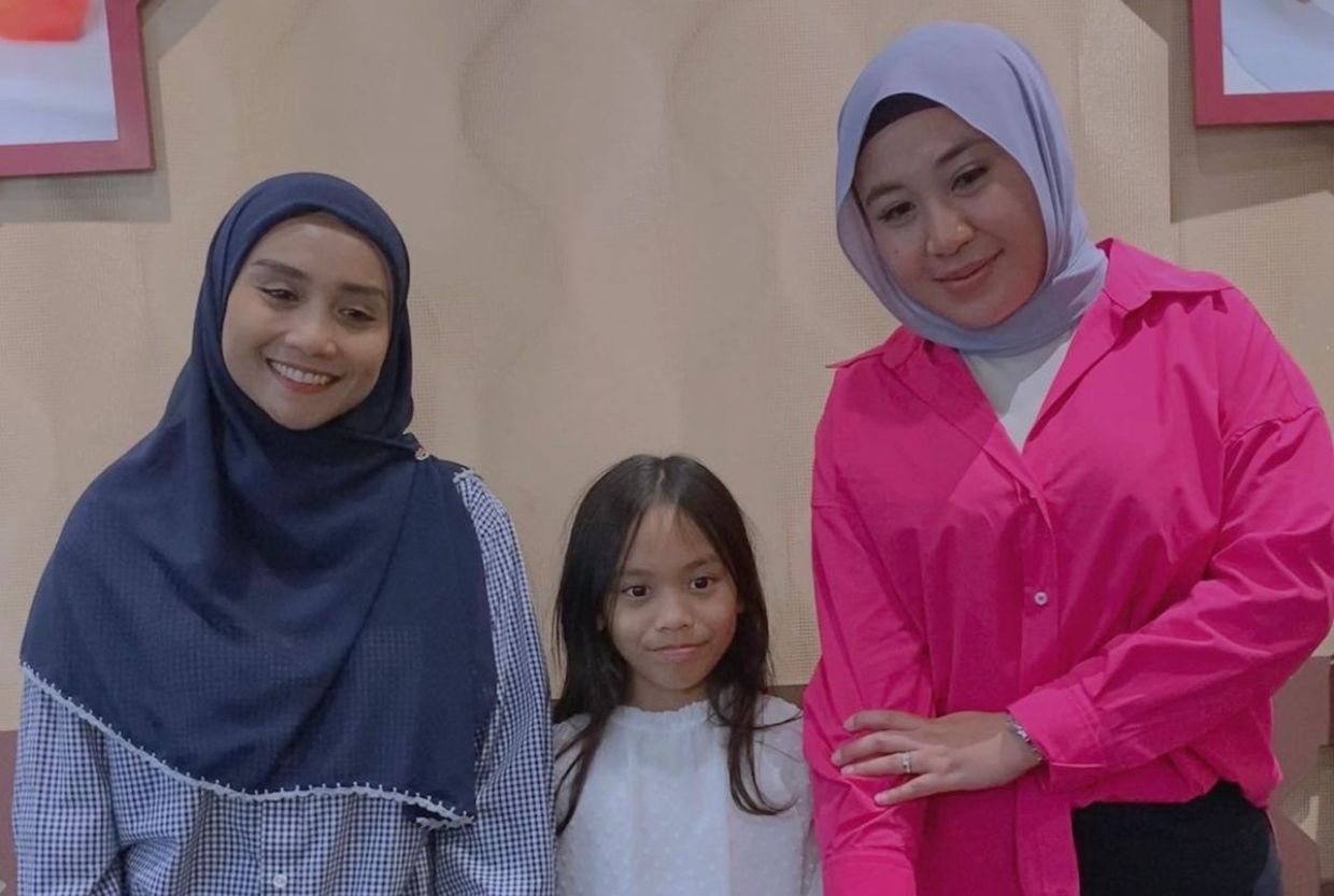 Wan Sharmila 2