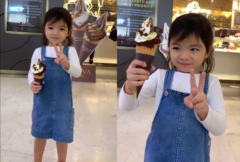 Yaya sering muncul di aplikasi TikTok bersama ayahnya.
