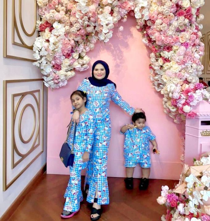 kak hello kitty 2